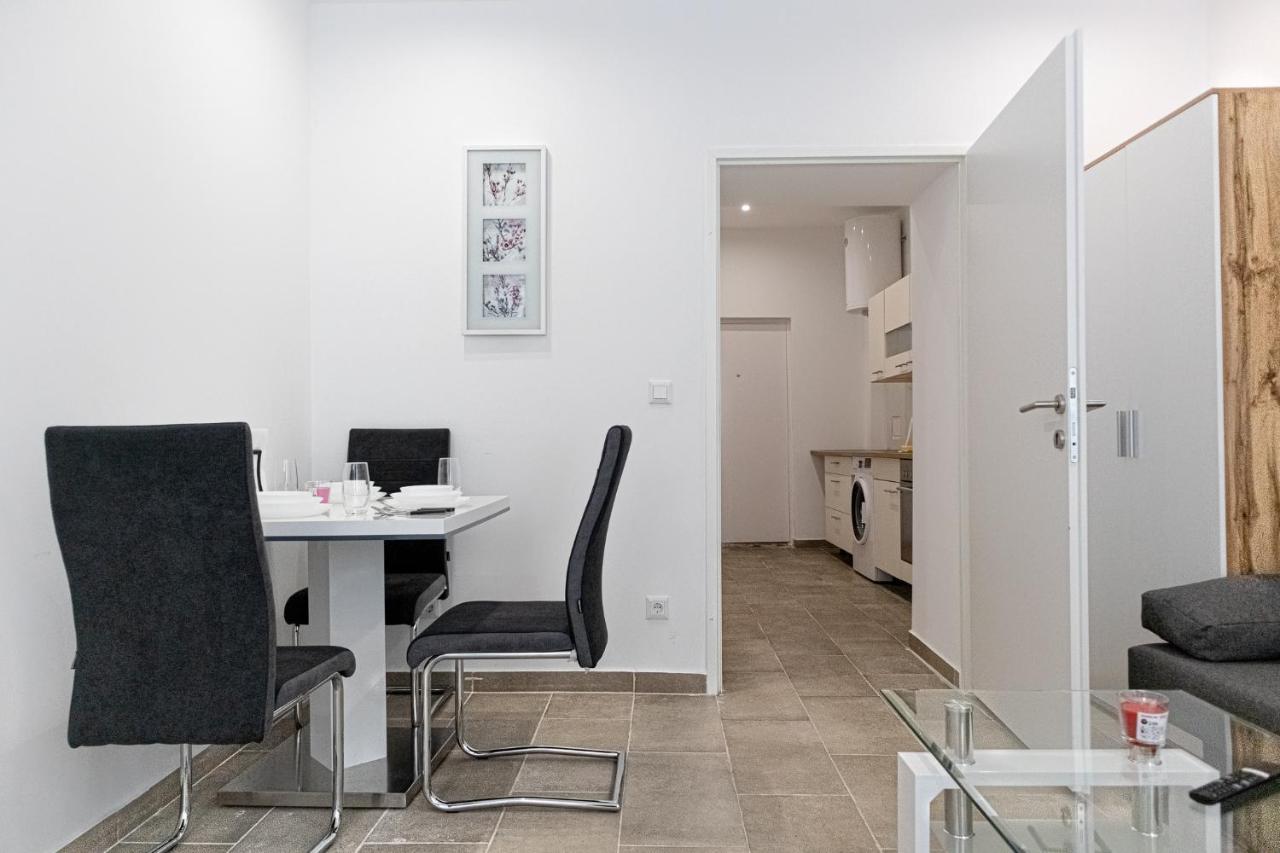 9 Min From City Center - Lovely Studio Near U1 Reumannplatz Vienna Esterno foto