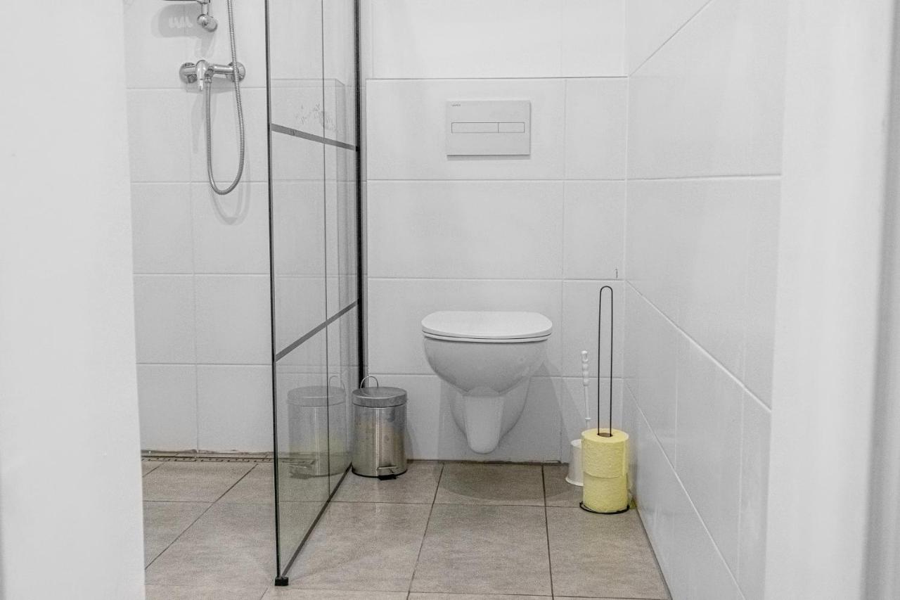 9 Min From City Center - Lovely Studio Near U1 Reumannplatz Vienna Esterno foto